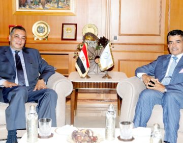 المدير العام للإيسيسكو يلتقي السفير المصري بالرباط