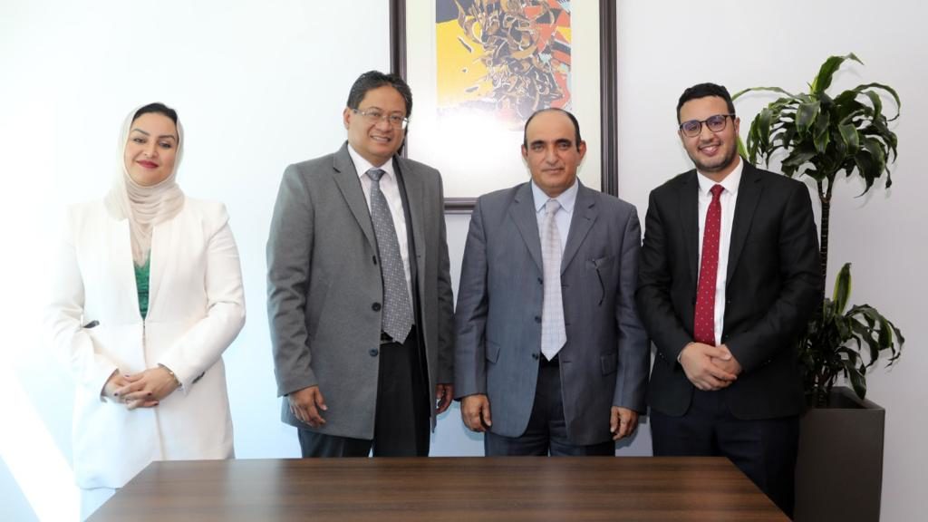 الإيسيسكو ومركز الترجمة والتعريب والاهتمام باللغة العربية بسلطنة عمان يبحثان آفاق التعاون
