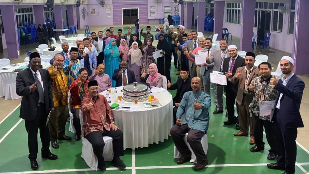اختتام دورة الإيسيسكو التدريبية حول تدريب المدربين لمعلمي اللغة العربية في ماليزيا