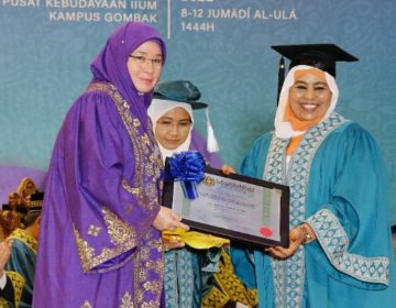 الإيسيسكو تحصد جائزة الجامعة الإسلامية العالمية بماليزيا للتميز في التحول الاجتماعي العالمي